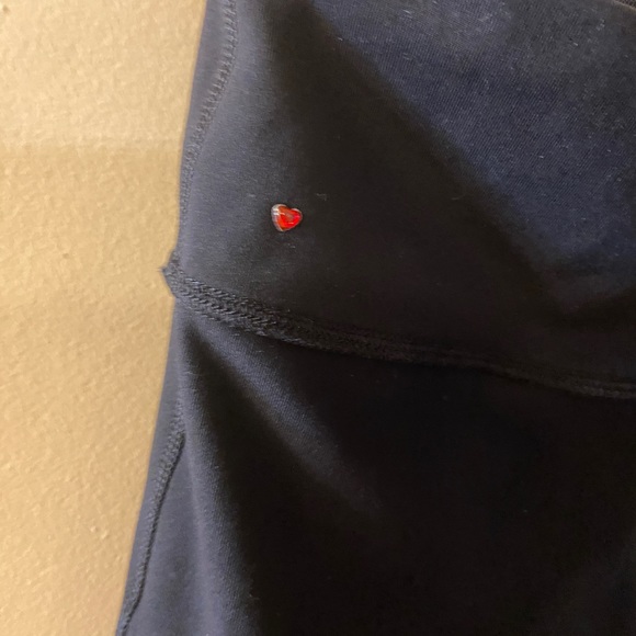 000 Lorna Jane black leggings with netted areas - size medium - Picture 2 of 11